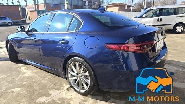 Usata Alfa Romeo Giulia Super 180 CV (132 kW) 2018 Blu Berlina