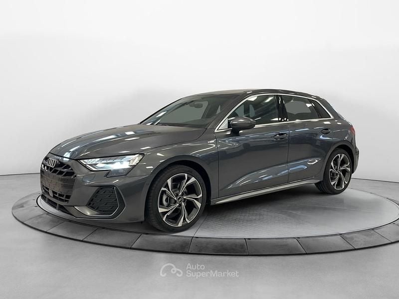 Nuova Audi A3 S-Line 150 CV (110 kW) 2026 Gray Berlina