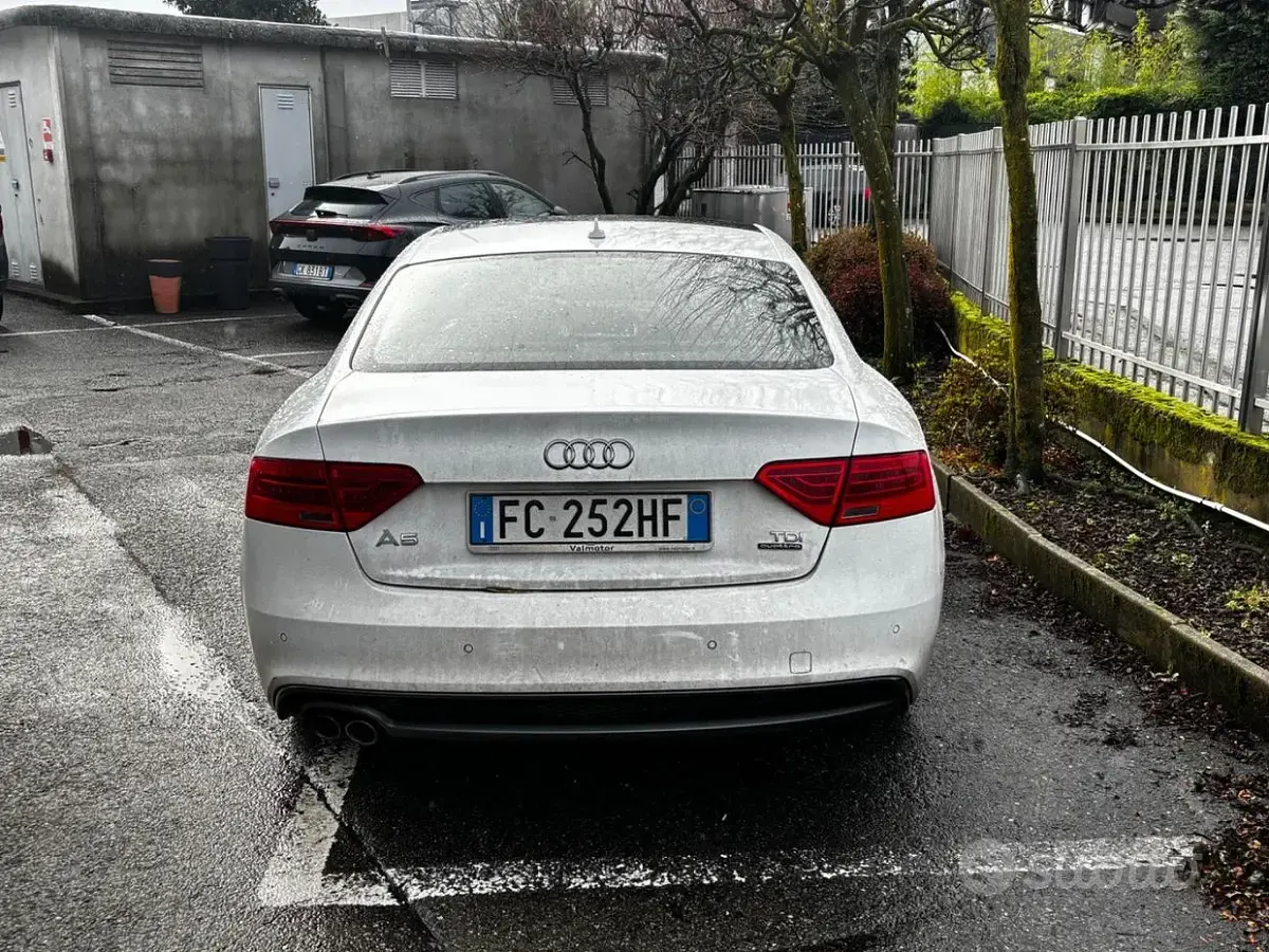 Usata Audi A5 190 CV (139 kW) 2016 Bianco Coupé