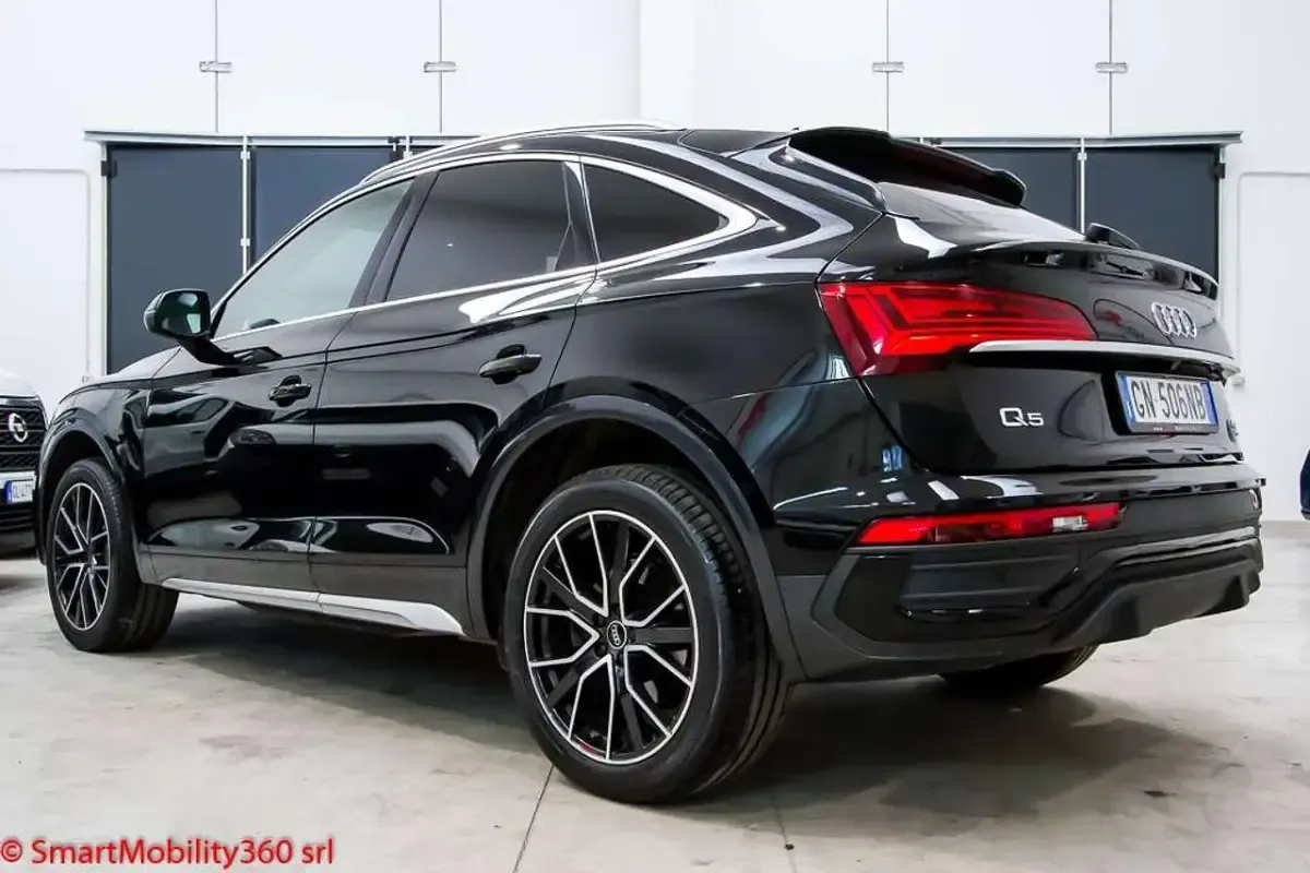 Usata Audi Q5 Sportback Advanced 204 CV (150 kW) 2023 Grigio SUV