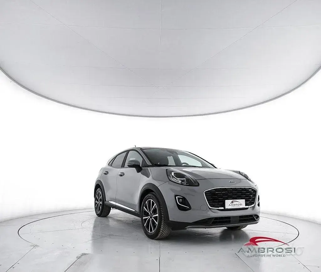 Usata Ford Puma Titanium 124 CV (91 kW) 2020 Grigio SUV