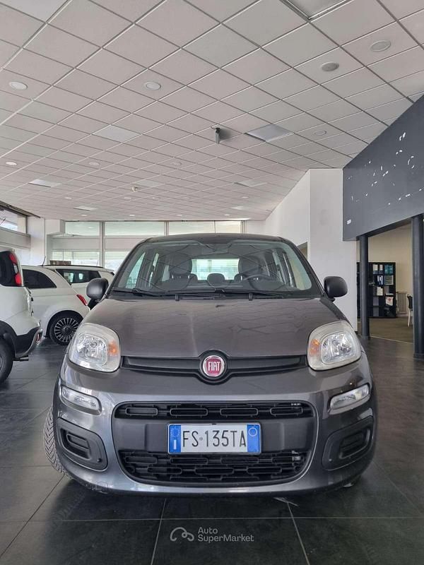 Usata Fiat Panda Pop 69 CV (50 kW) 2018 Grigio Utilitaria