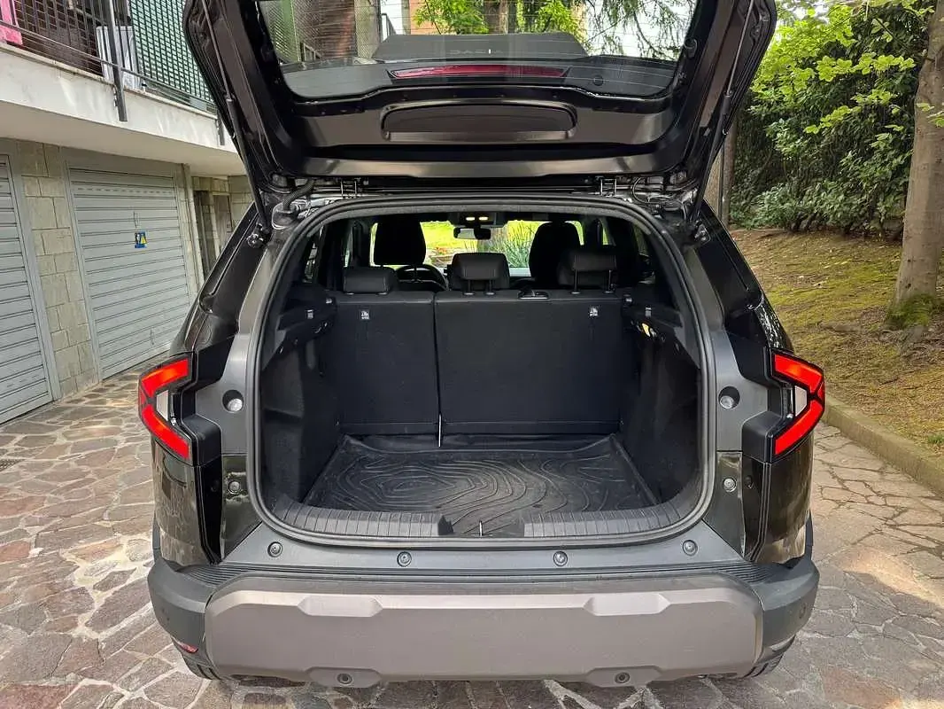 Usata Dacia Duster Extreme 141 CV (103 kW) 2024 Nero SUV