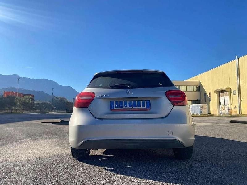 Usata Mercedes A160 Business 90 CV (66 kW) 2018 Berlina