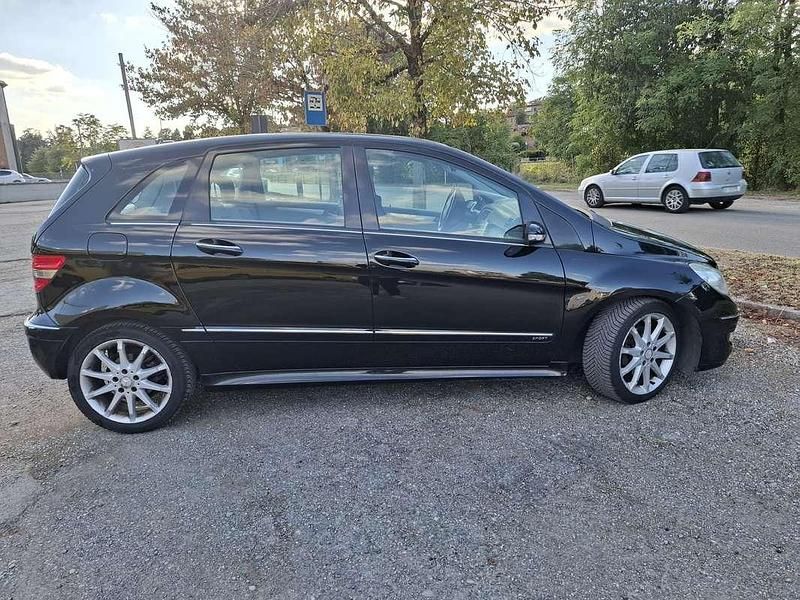 Nero Usata 2008 Mercedes B200 Monovolume | 2500 € (Ottimo prezzo) - Immagine 1/4