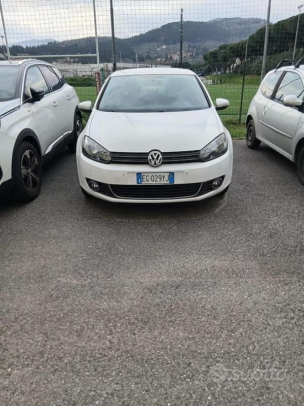 Usata VW Golf VI Highline 122 CV (89 kW) 2011 Bianco Utilitaria