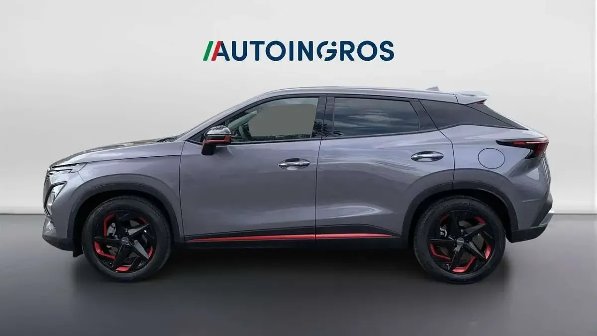 Usata Omoda 5 147 CV (108 kW) 2024 Grigio SUV