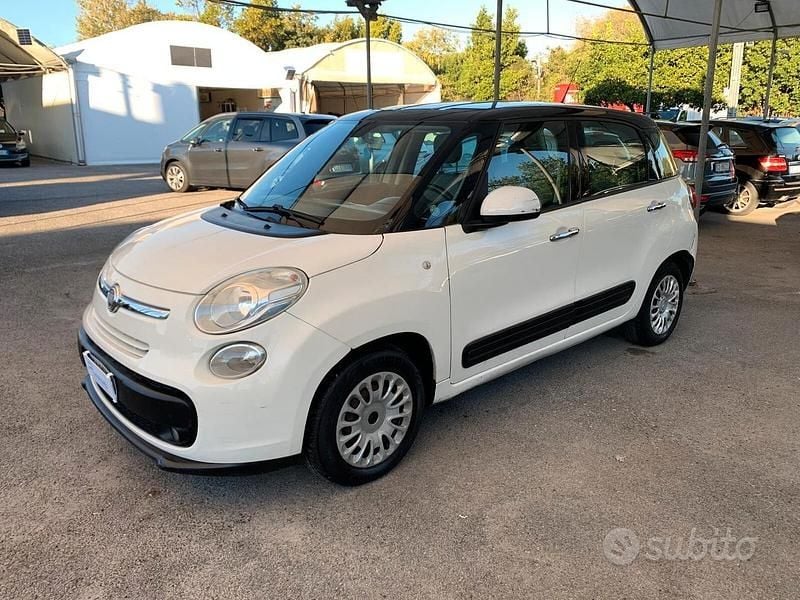 Bianco Usata 2015 Fiat 500L Pop Star Monovolume | 4990 € (Ottimo prezzo) - Immagine 1/4
