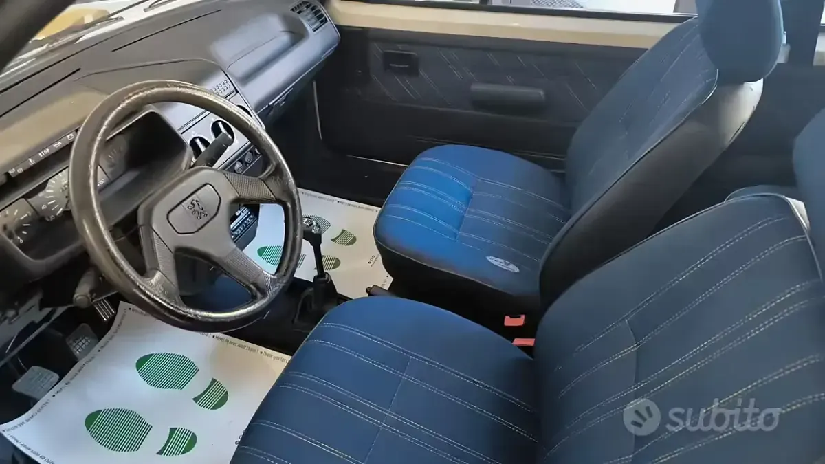 Usata Peugeot 205 54 CV (39 kW) 1991 Bianco Cabrio