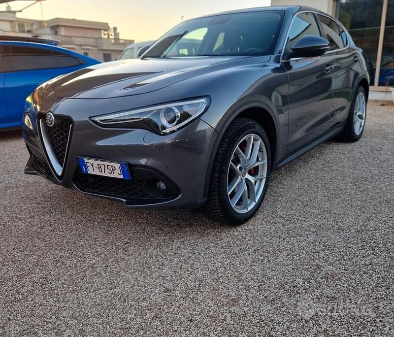 Usata Alfa Romeo Stelvio Veloce 210 CV (154 kW) 2020 Grigio SUV
