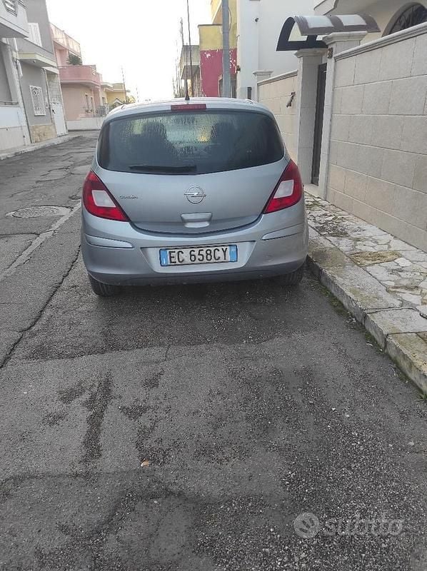 Usata Opel Corsa 2010 Utilitaria