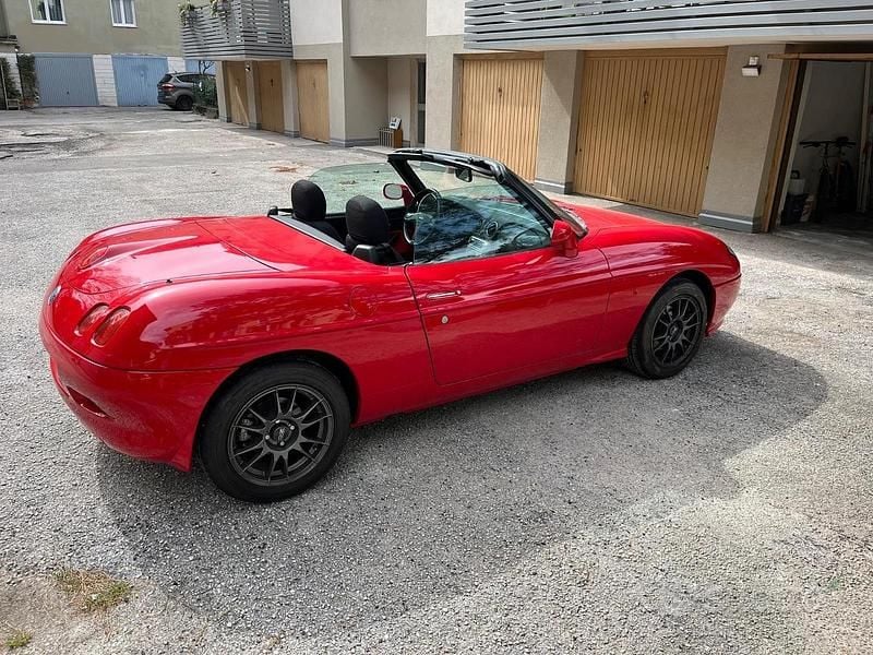 Usata Fiat Barchetta 131 CV (96 kW) 2003 Rosso Cabrio