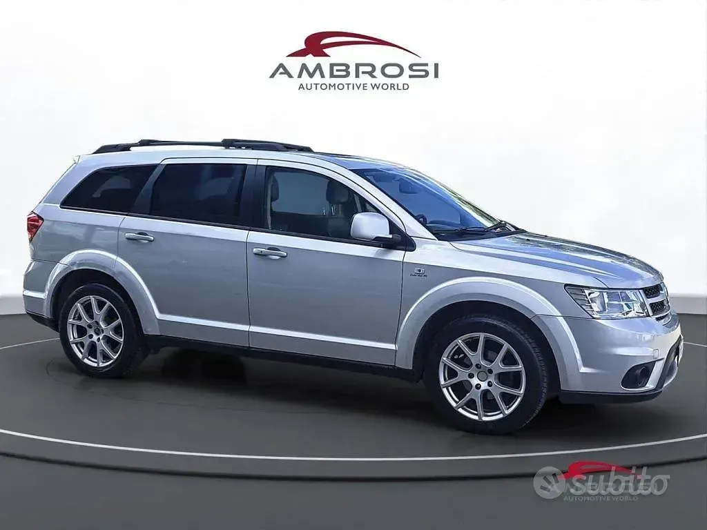 Usata Fiat Freemont Urban 170 CV (125 kW) 2013 Grigio SUV
