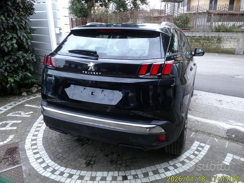 Usata Peugeot 3008 Allure 131 CV (96 kW) 2020 Nero SUV