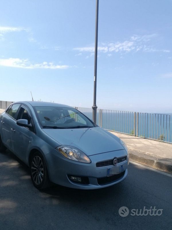 Blu Usata 2008 Fiat Bravo Due volumi | 4000 € (Molto cara) - Immagine 1/1