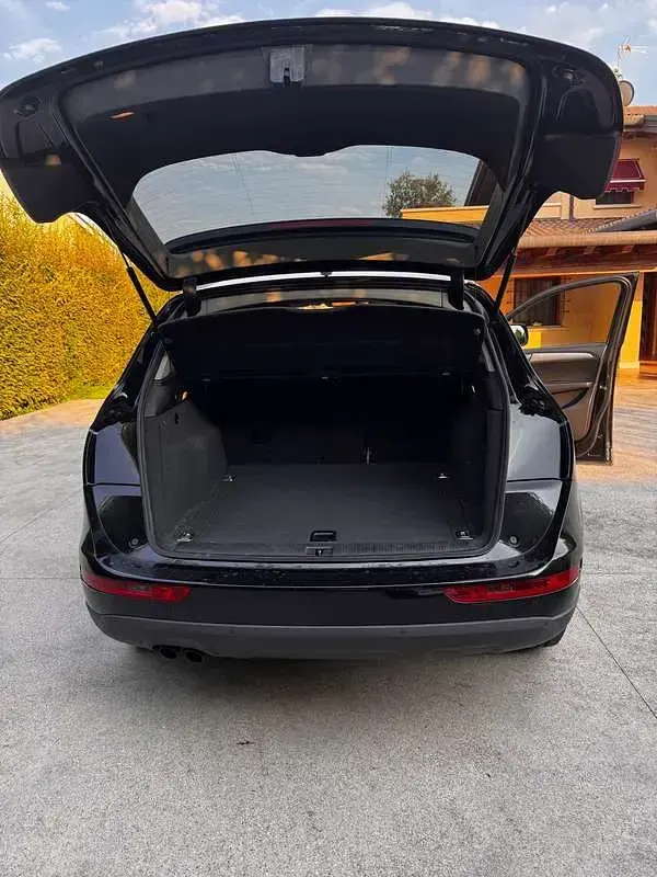 Usata Audi Q5 Advanced Plus 170 CV (125 kW) 2012 Nero SUV