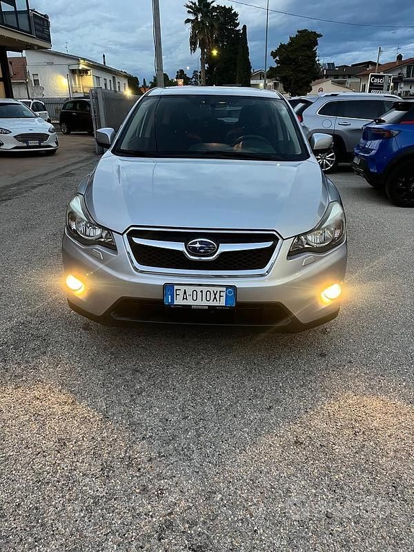 Usata Subaru XV 147 CV (108 kW) 2015 Argento SUV