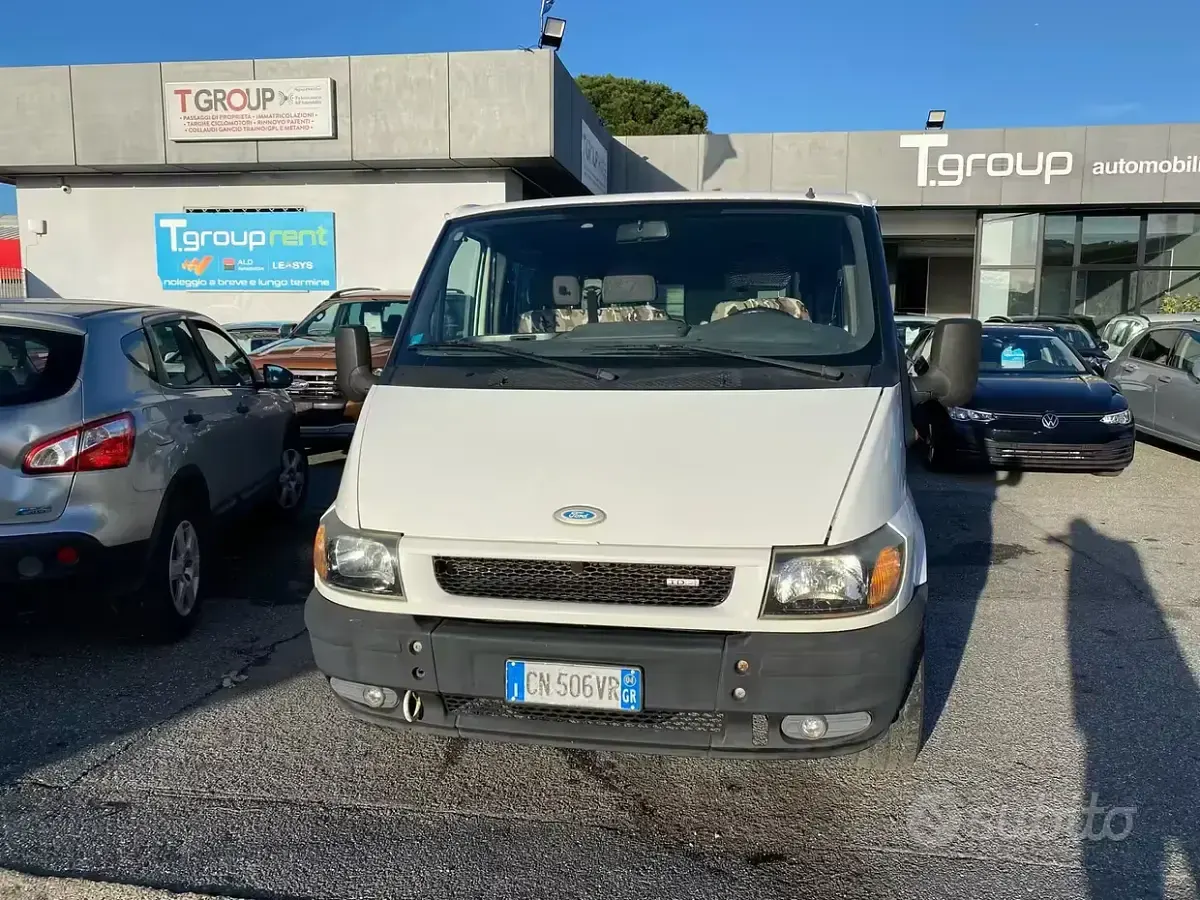 Usata Ford Transit 90 CV (66 kW) 2004 Bianco Furgone