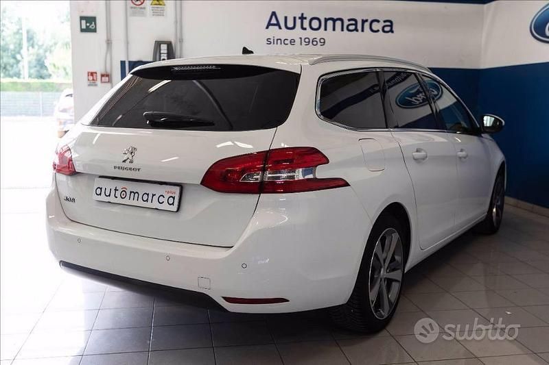 Usata Peugeot 308 SW Allure 130 CV (95 kW) 2019 Bianco Station wagon