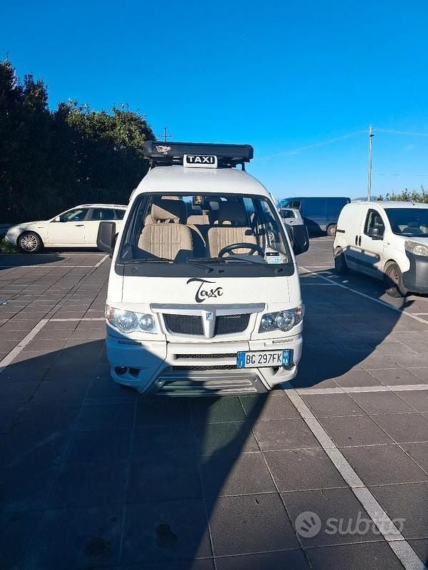 Usata Piaggio Porter 75 CV (55 kW) 2000 Bianco Monovolume