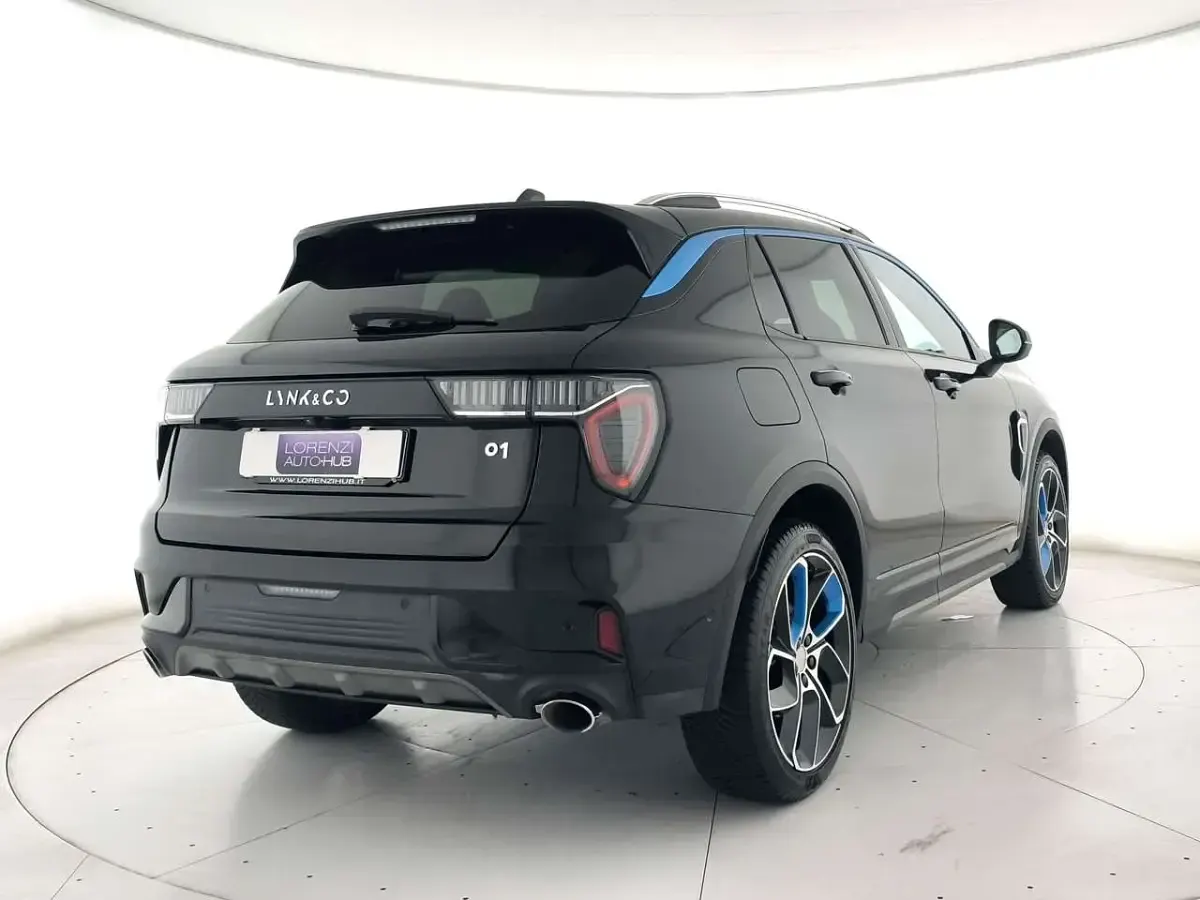 Usata Lynk & Co 01 179 CV (131 kW) 2022 Nero metallizzato SUV