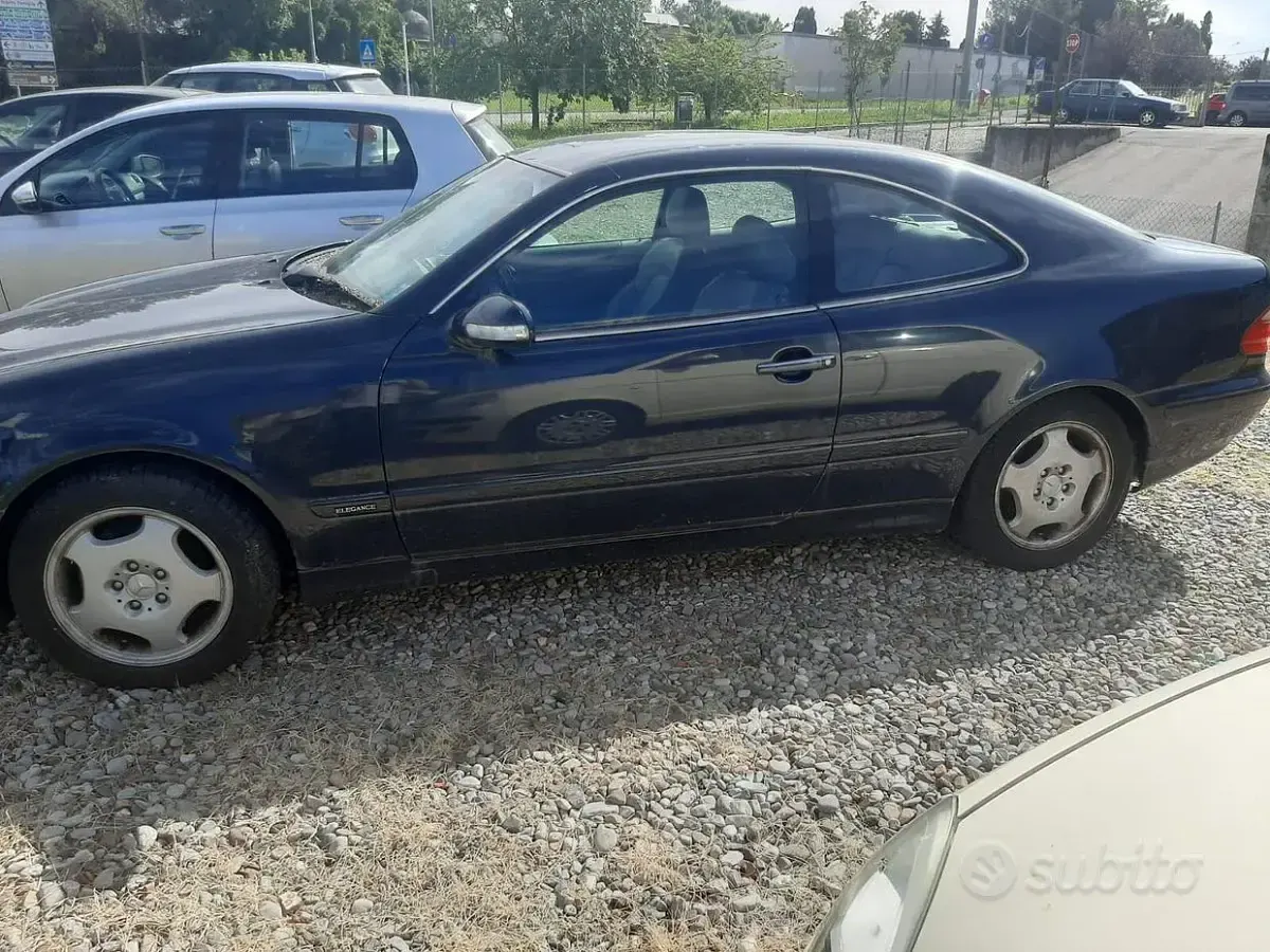 Usata Mercedes CLK200 Avantgarde 192 CV (141 kW) 2000 Bluazzurro Coupé