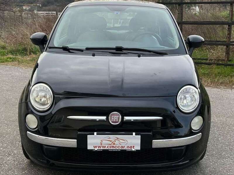 Nero Usata 2010 Fiat 500 Due volumi | 7500 € (Buon prezzo) - Immagine 1/4