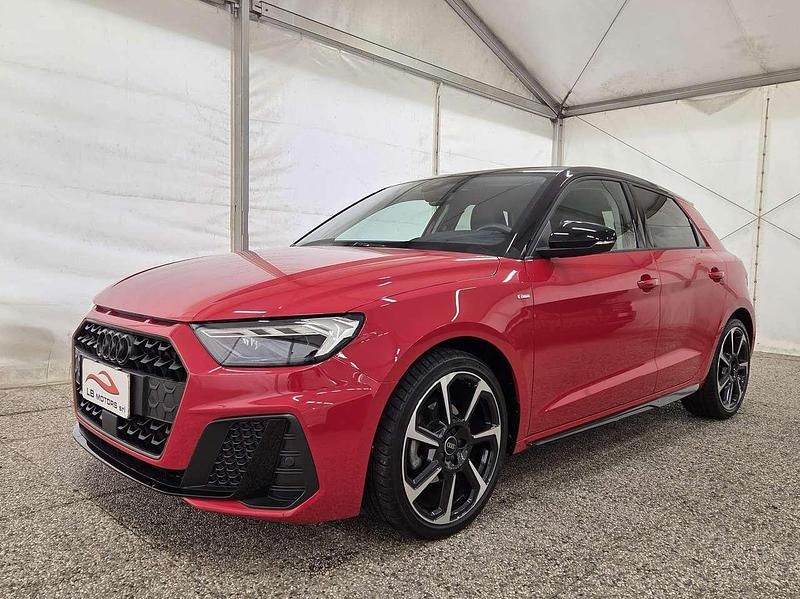 Rosso Usata 2024 Audi A1 Sportback S-Line Due volumi | 25.900 € (Ottimo prezzo) - Immagine 1/4