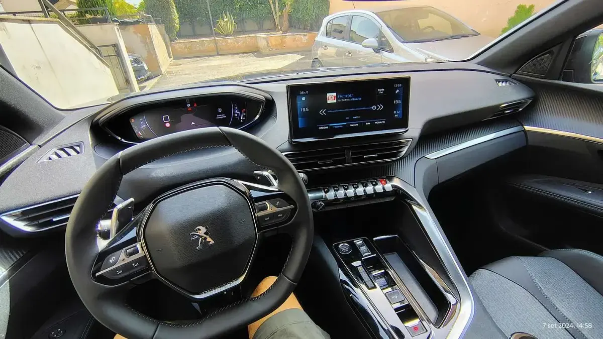 Usata Peugeot 3008 Allure 131 CV (96 kW) 2024 SUV