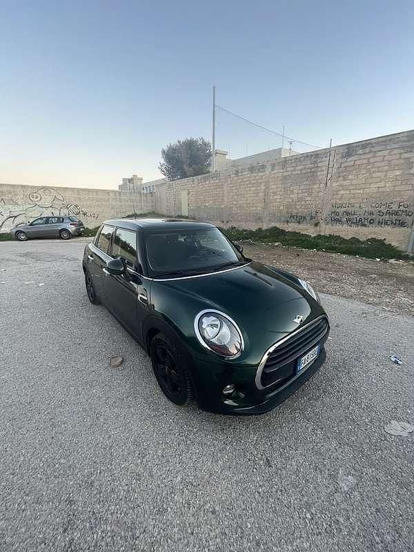 Usata Mini Cooper D Business 116 CV (85 kW) 2014 Utilitaria
