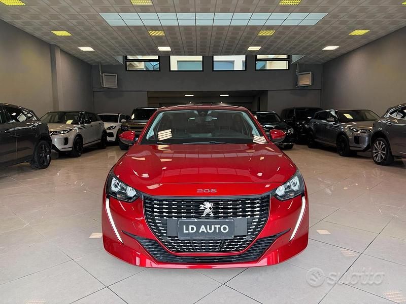 Usata Peugeot 208 Active 75 CV (55 kW) 2021 Rosso Utilitaria