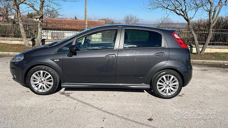Usata Fiat Grande Punto 90 CV (66 kW) 2008 Utilitaria