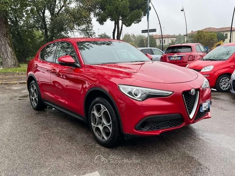Rosso alfa metallizzato Usata 2019 Alfa Romeo Stelvio Tech Edition SUV | 16.900 € (Super prezzo) - Immagine 1/4