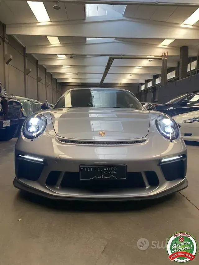 Usata Porsche 911 GT3 500 CV (367 kW) 2018 Grigio Coupé