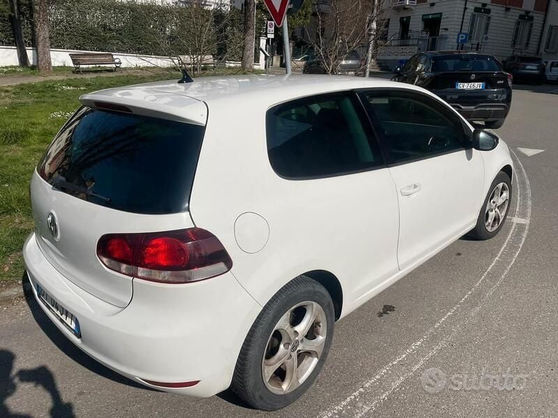 Usata VW Golf VI 2010 Bianco Utilitaria