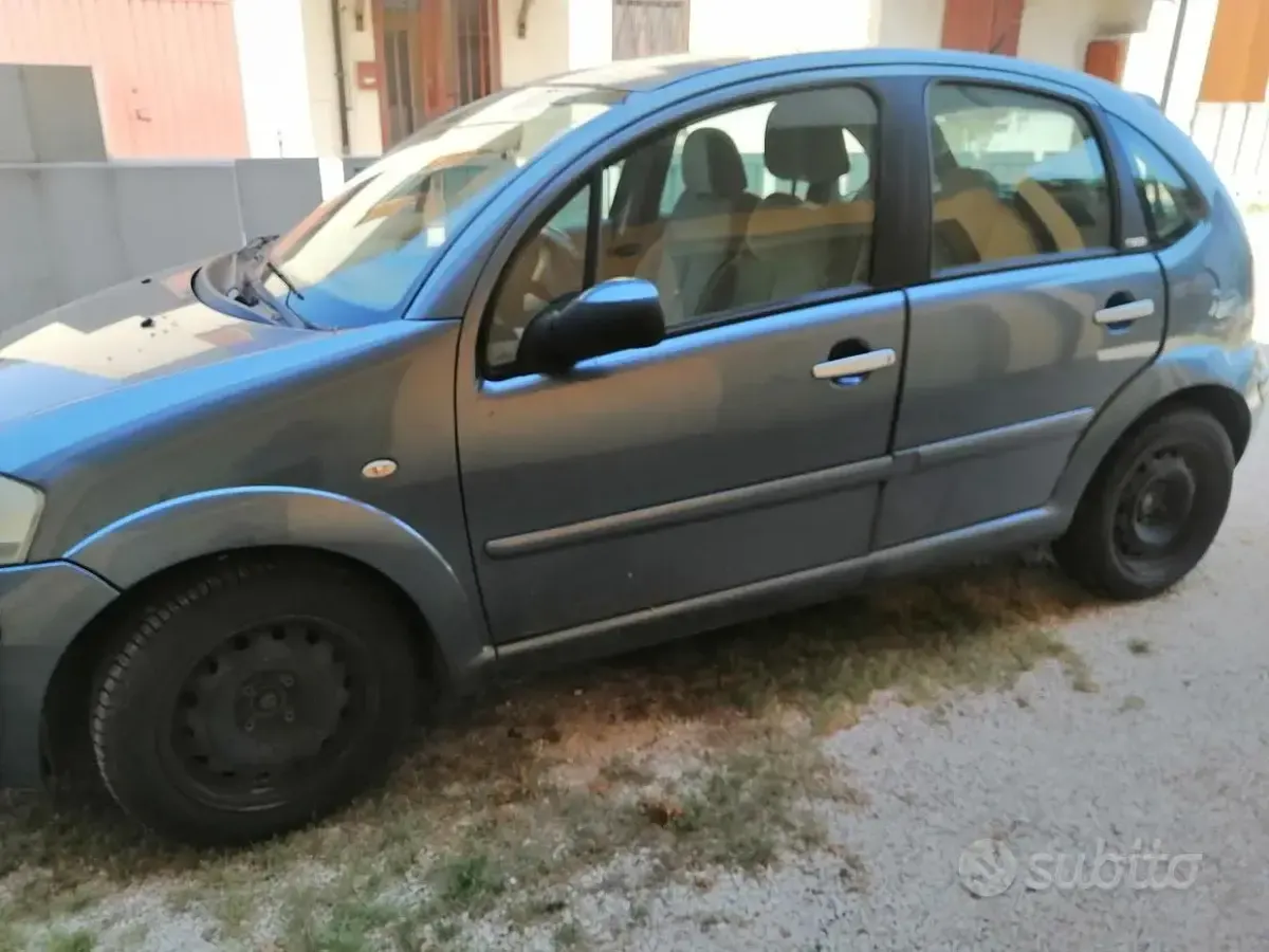 Usata Citroën C3 73 CV (53 kW) 2007 Grigio Berlina