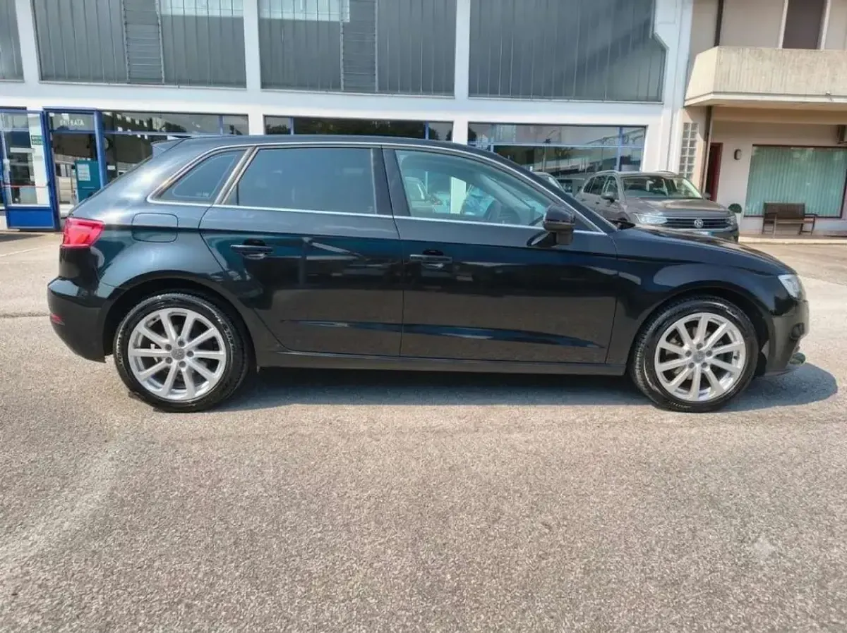 Usata Audi A3 Admired 116 CV (85 kW) 2018 Antracite Berlina