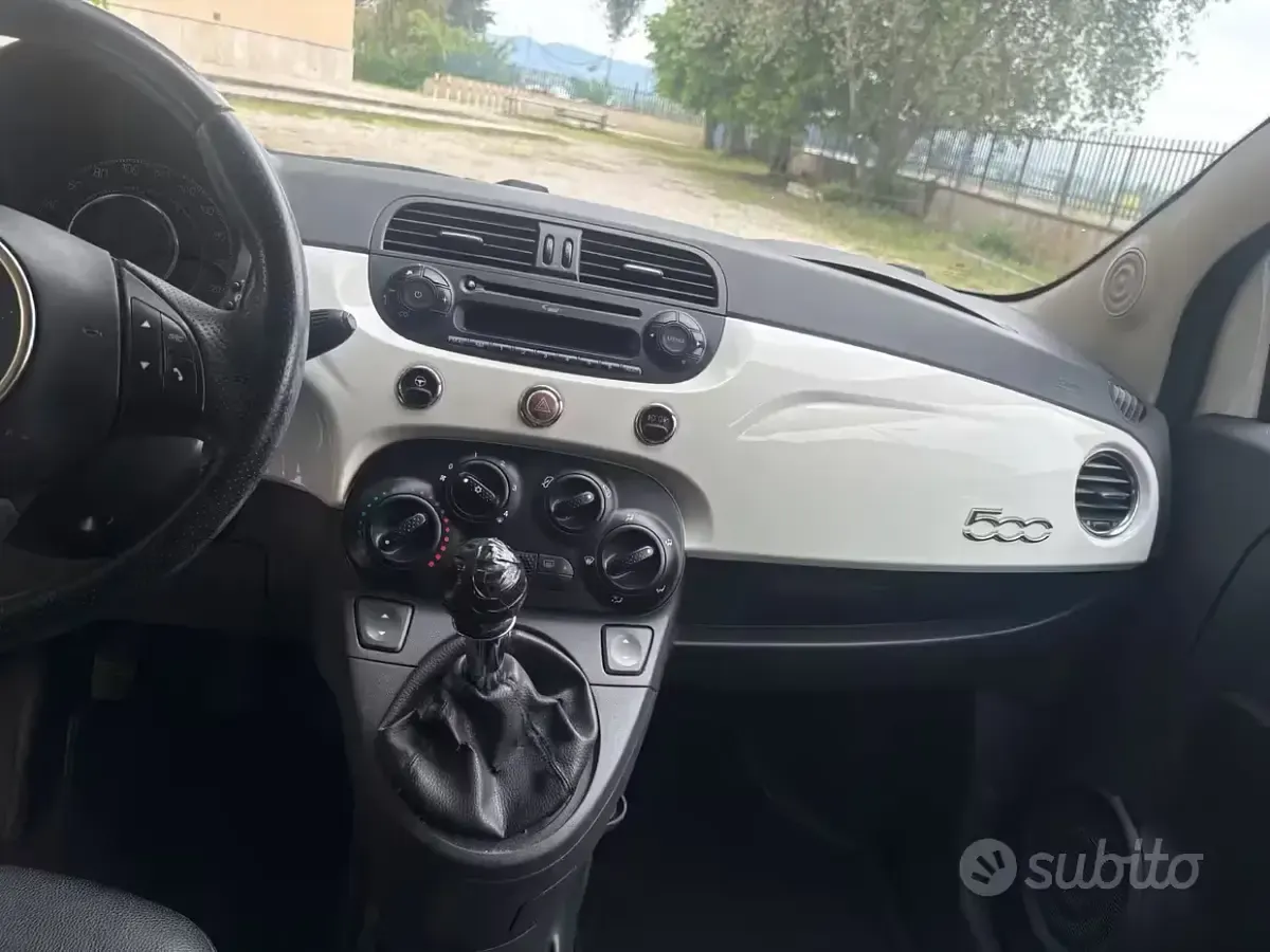 Gebraucht Fiat 500 75 PS (55 kW) 2010 Weiß Kleinwagen