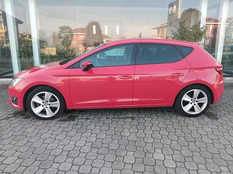 Usata Seat Leon FR 150 CV (110 kW) 2013 Rosso Berlina