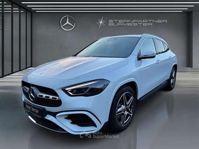 Bianco Usata 2024 Mercedes GLA200 Premium SUV | 37.500 € (Super prezzo) - Immagine 1/4
