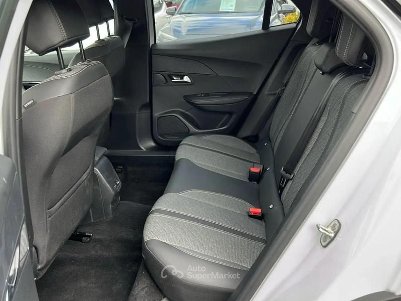 Nuova Peugeot 2008 Allure 102 CV (75 kW) 2026 SUV