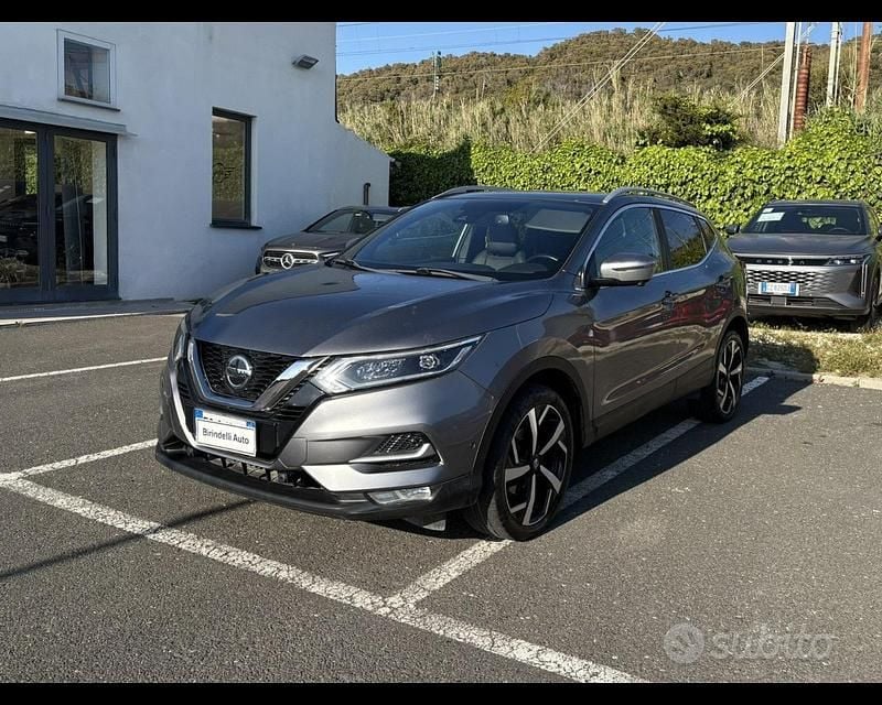 Usata Nissan Qashqai Tekna+ 115 CV (84 kW) 2018 Grigio SUV