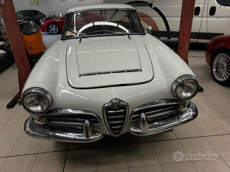 Usata Alfa Romeo Giulia Spider 1960 Bianco Cabrio