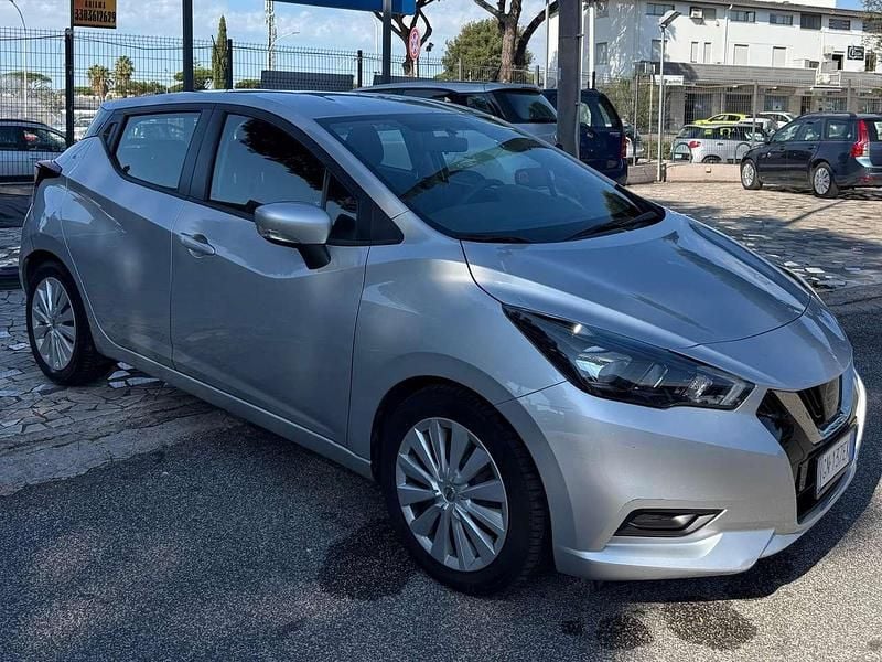 Begagnad Nissan Micra Acenta 92 HK (67 kW) 2023 Silver Halvkombi