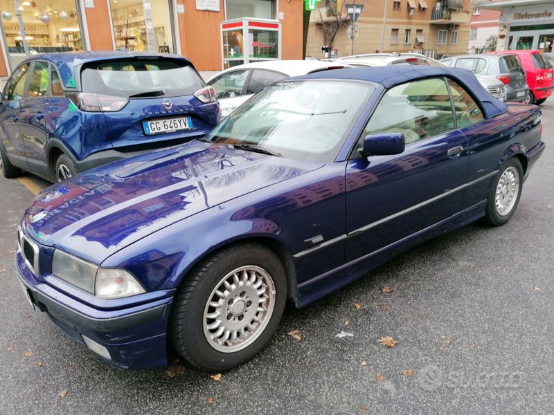 Usata BMW 318 Cabriolet 116 CV (85 kW) 1996 Blu/azzurro Cabrio
