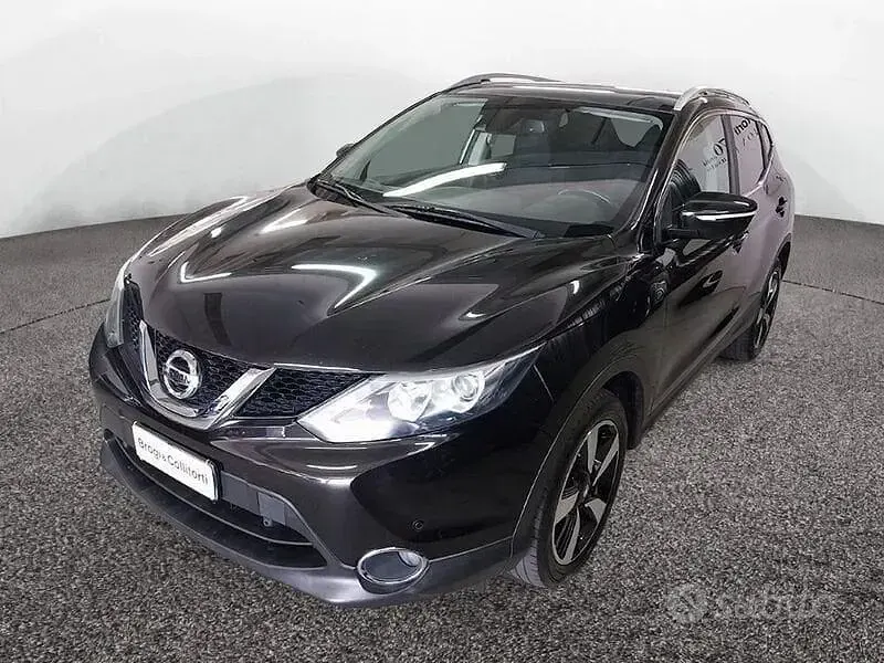 Usata Nissan Qashqai 360º 110 CV (80 kW) 2016 Nera SUV