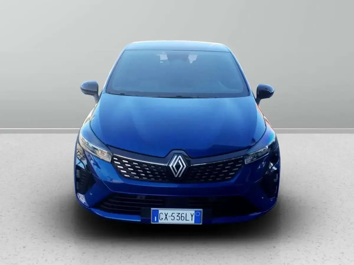Usata Renault Clio V Techno 143 CV (105 kW) 2024 Blu Berlina