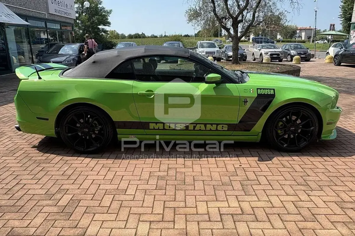 Usata Ford Mustang Premium 309 CV (227 kW) 2013 Verde Cabrio