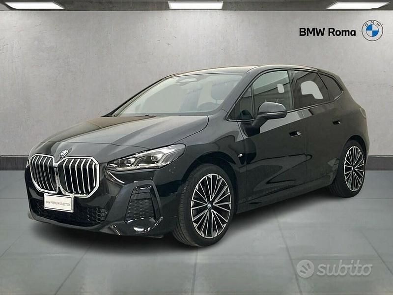 Black sapphire metallic Usata 2024 BMW 218 Active Tourer Comfort Edition Monovolume | 34.790 € (Cara) - Immagine 1/3