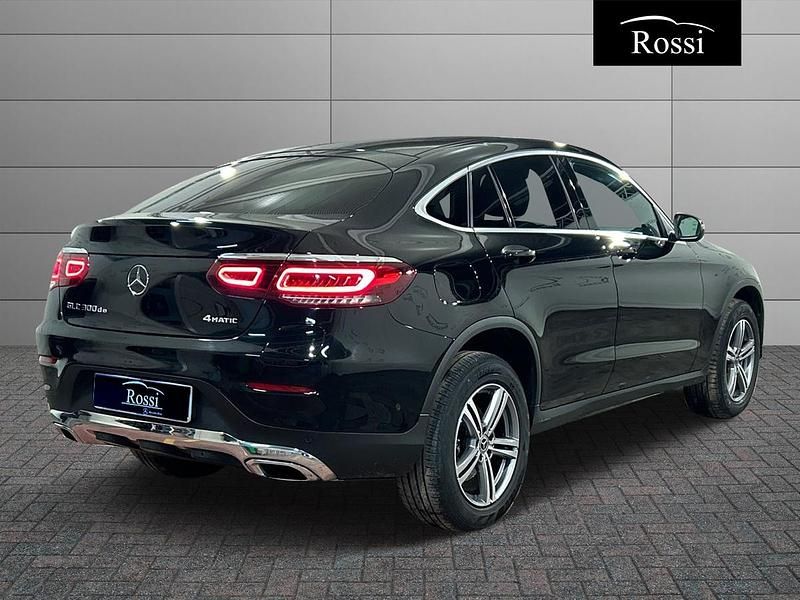 Begagnad Mercedes GLC300 194 HK (142 kW) 2023 Sportkupé